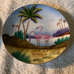 2 Tropical Flamingo Souvenir Plates of Florida Vintage Japan